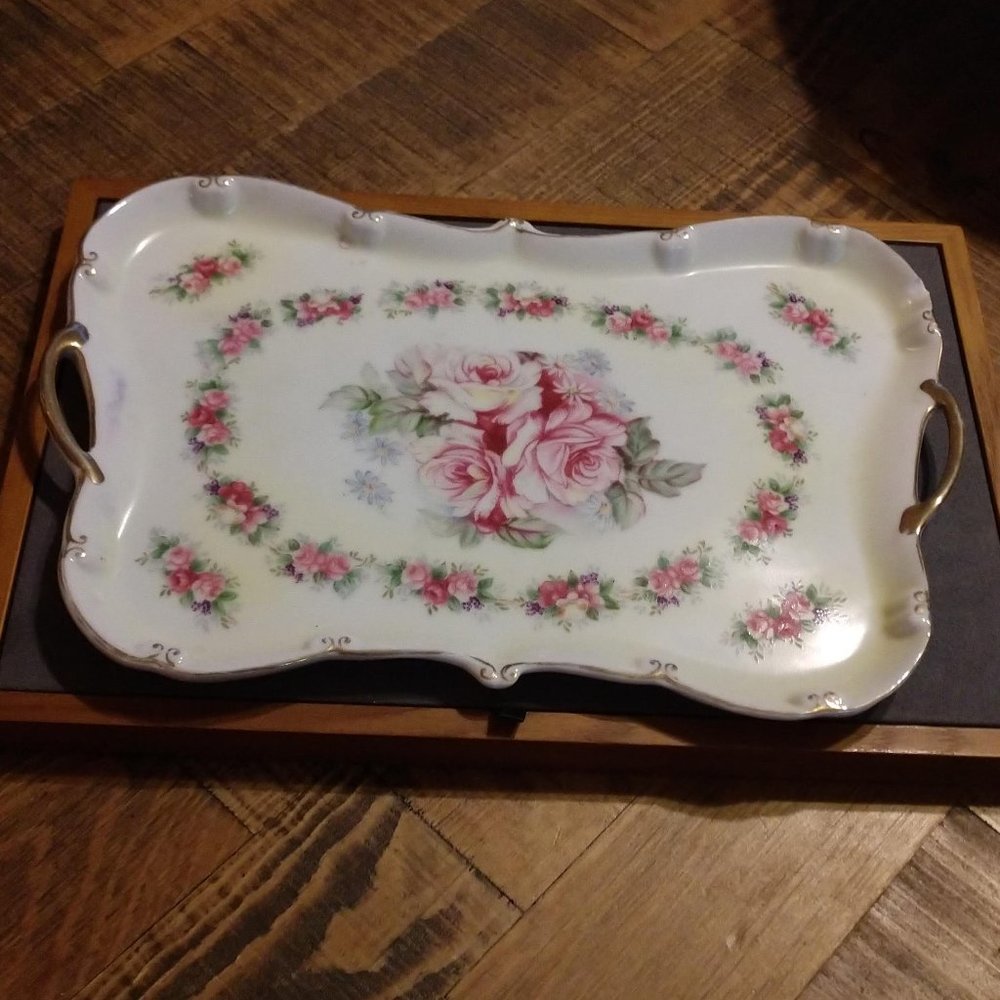 Beautiful Flower Tray - Picture 4 of 9